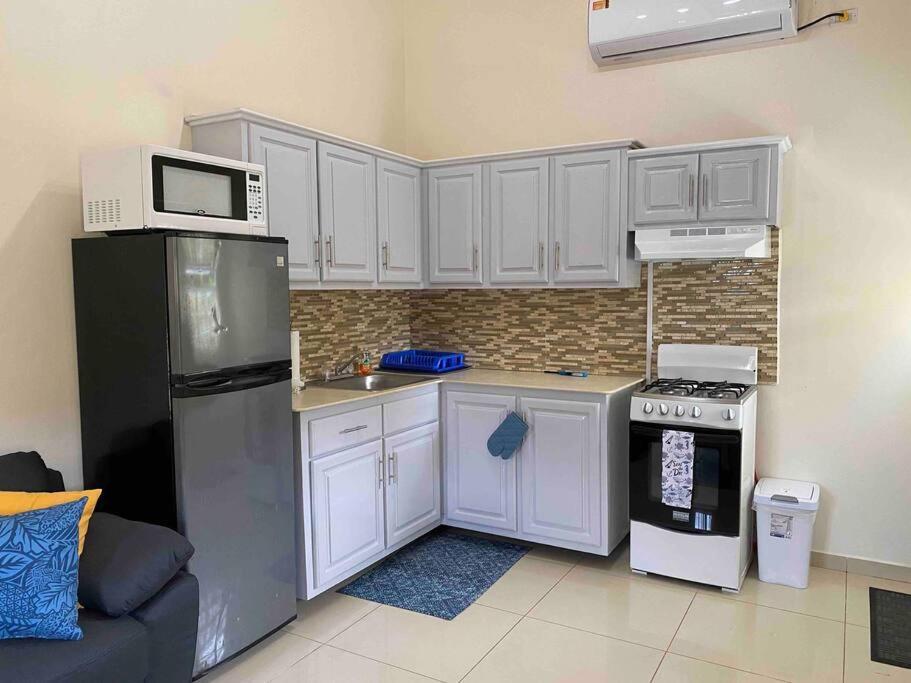 Cozy Studio Apartment In Quiet Neighborhood! Philipsburg  Exterior foto